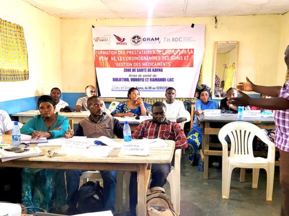 Kayna : clôture de la formation de 12 prestataires de soins sur la PCIMNE, les ordinogrammes des soins et la gestion des médicaments financé par le Fonds Humanitaire en RDC